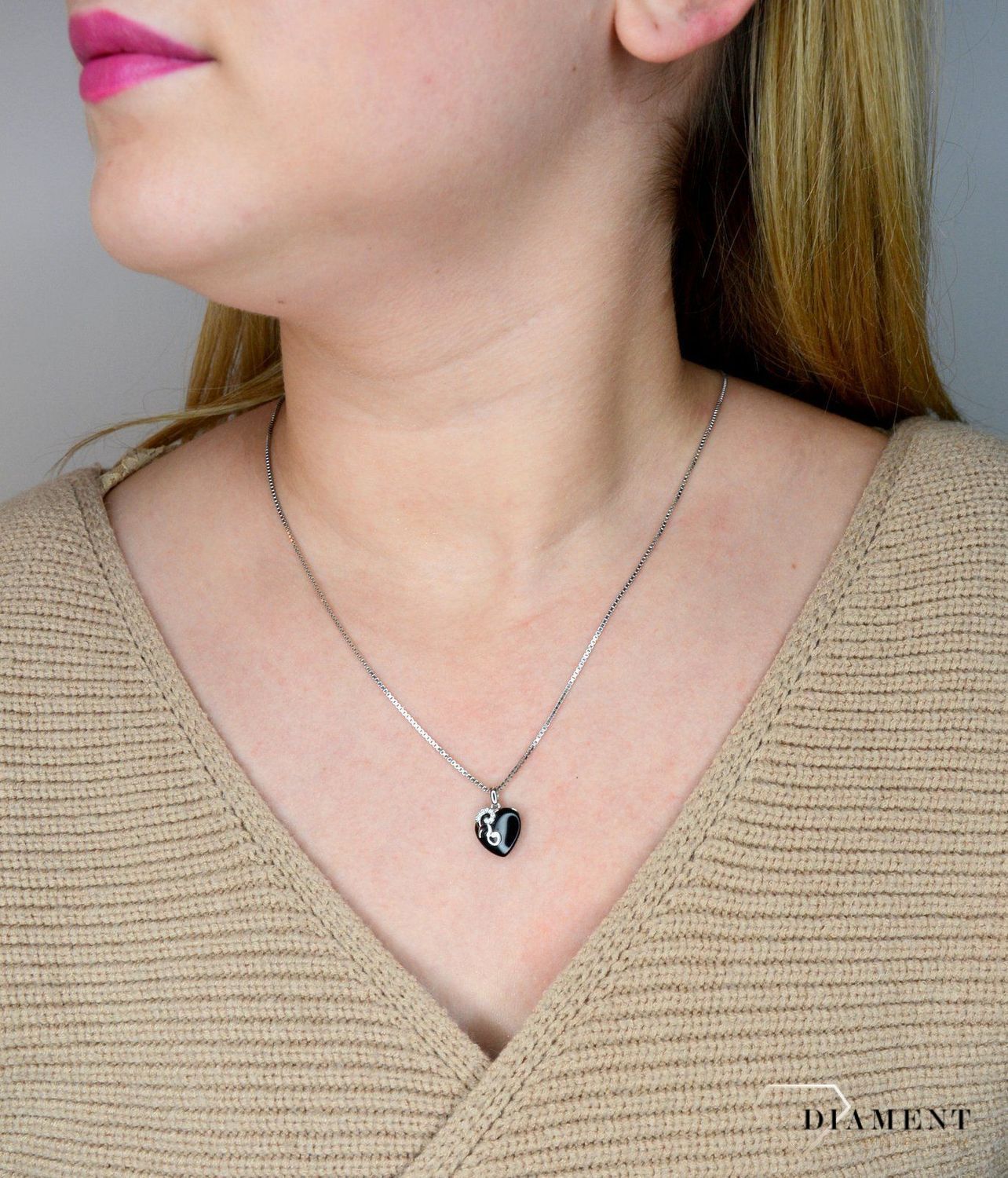 Łańcuszek srebrny kostka rodowowany 1 mm.jpg